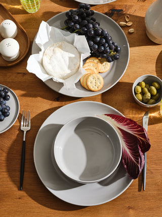 Dinnerware Set (16pc)